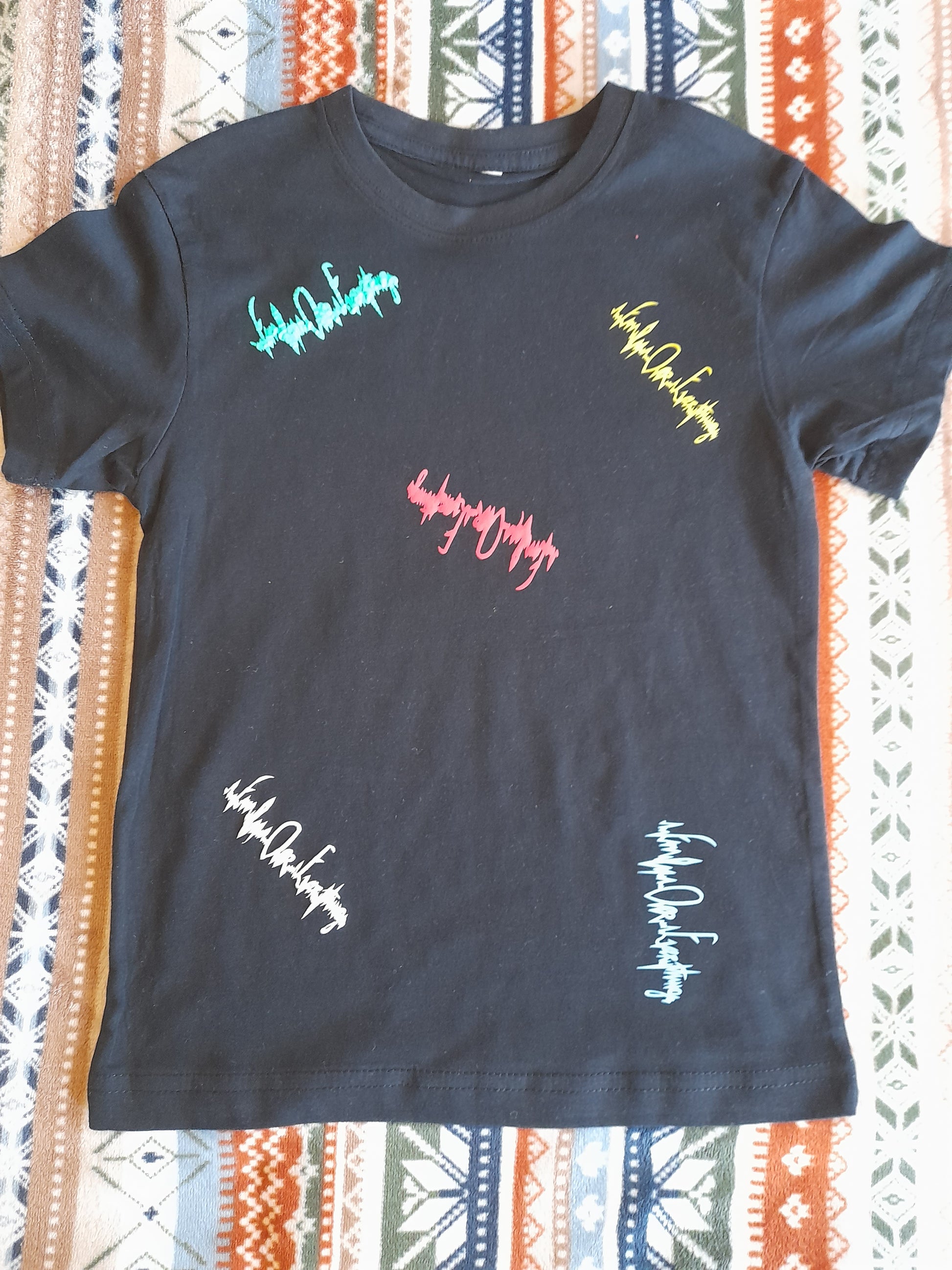 Black Scatter F.O.E K.I.D.S top shirt.